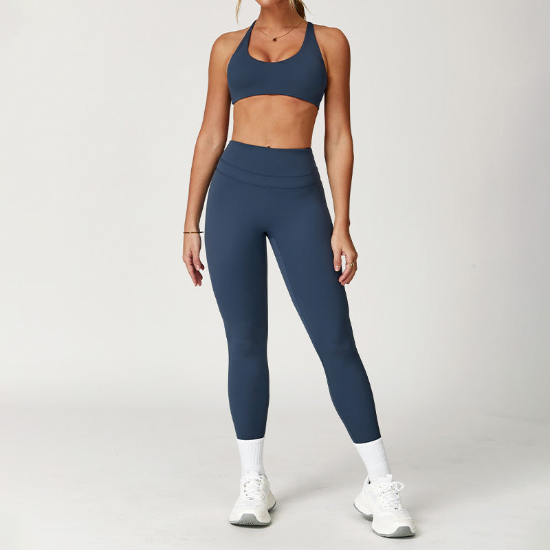 Rugged tight-fitting back yoga set