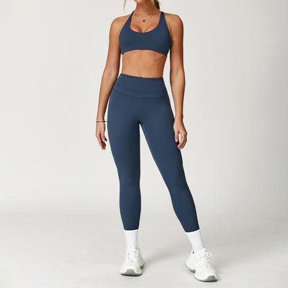 Rugged tight-fitting back yoga set